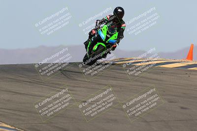 media/Mar-28-2022-Superbike Trackdays (Mon) [[b8603d0f67]]/Open Track Time/Turns 9 and 10/